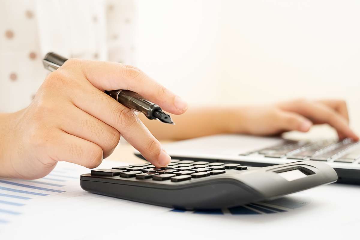 Cómo calcular el ISR paso a paso con ejemplos prácticos