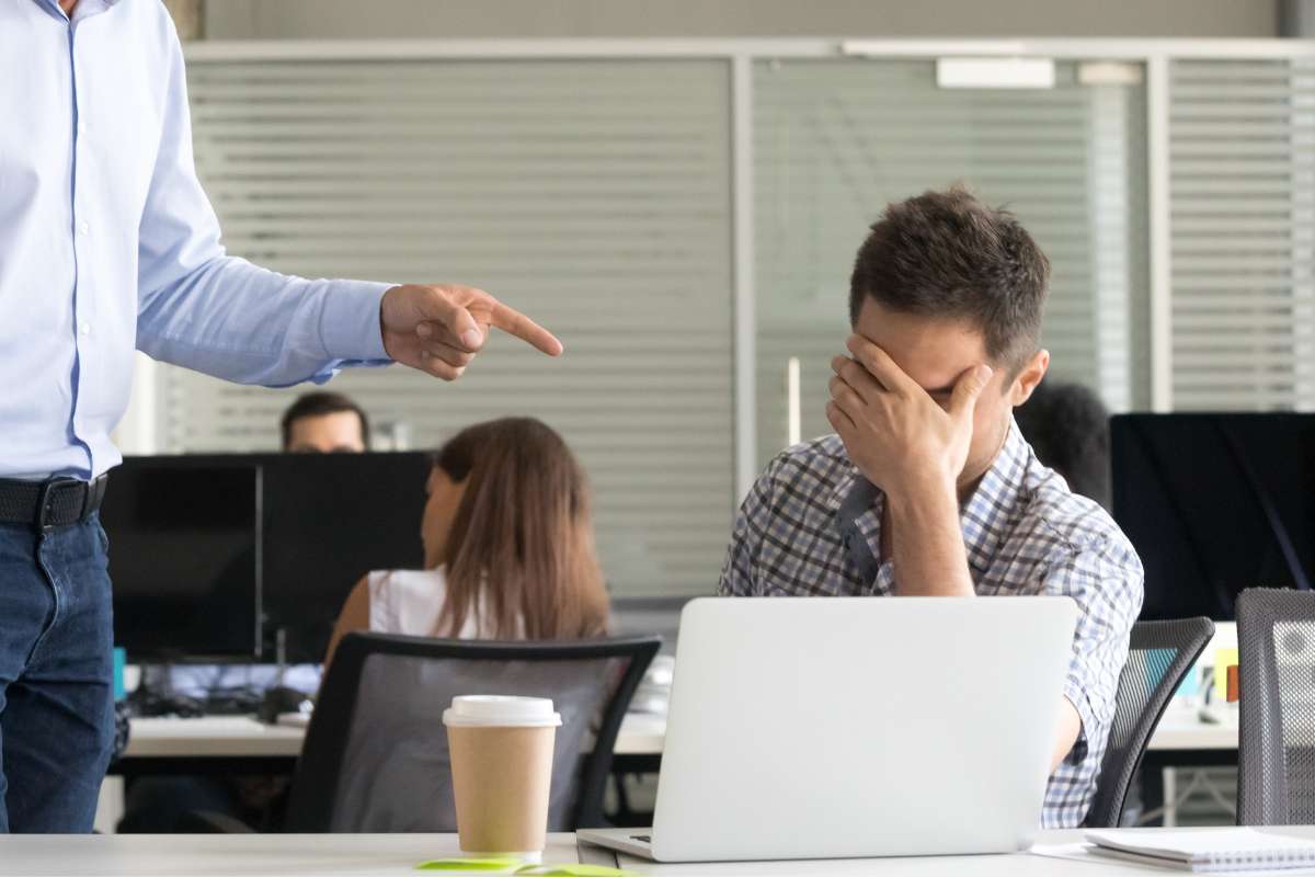 Faltas injustificadas: consecuencias laborales